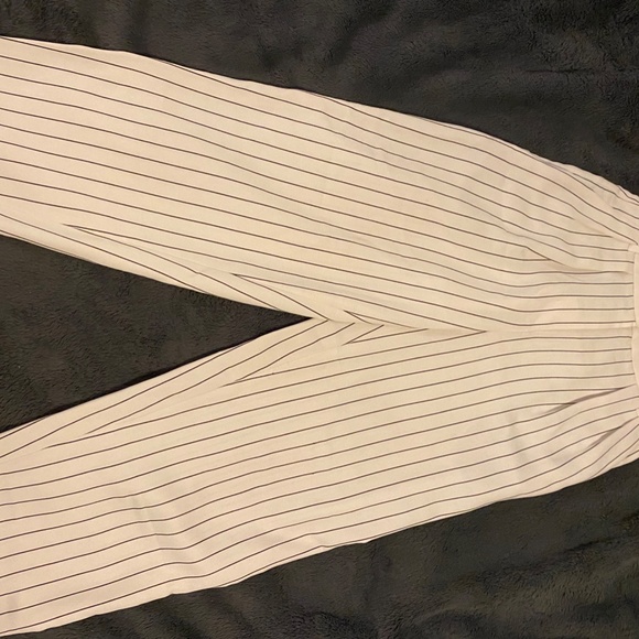 Aritzia ~ Babaton Modesto Pant - Picture 2 of 7